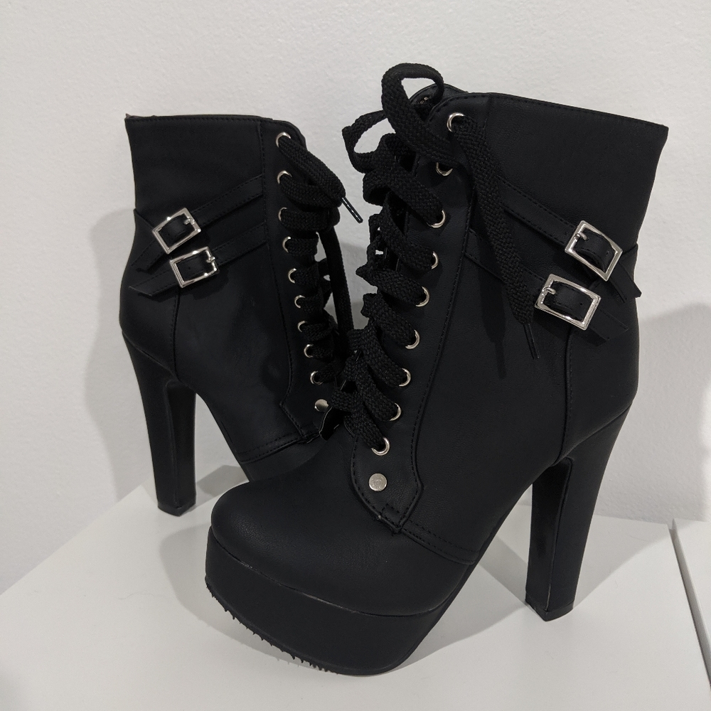Lace up high-heel booties